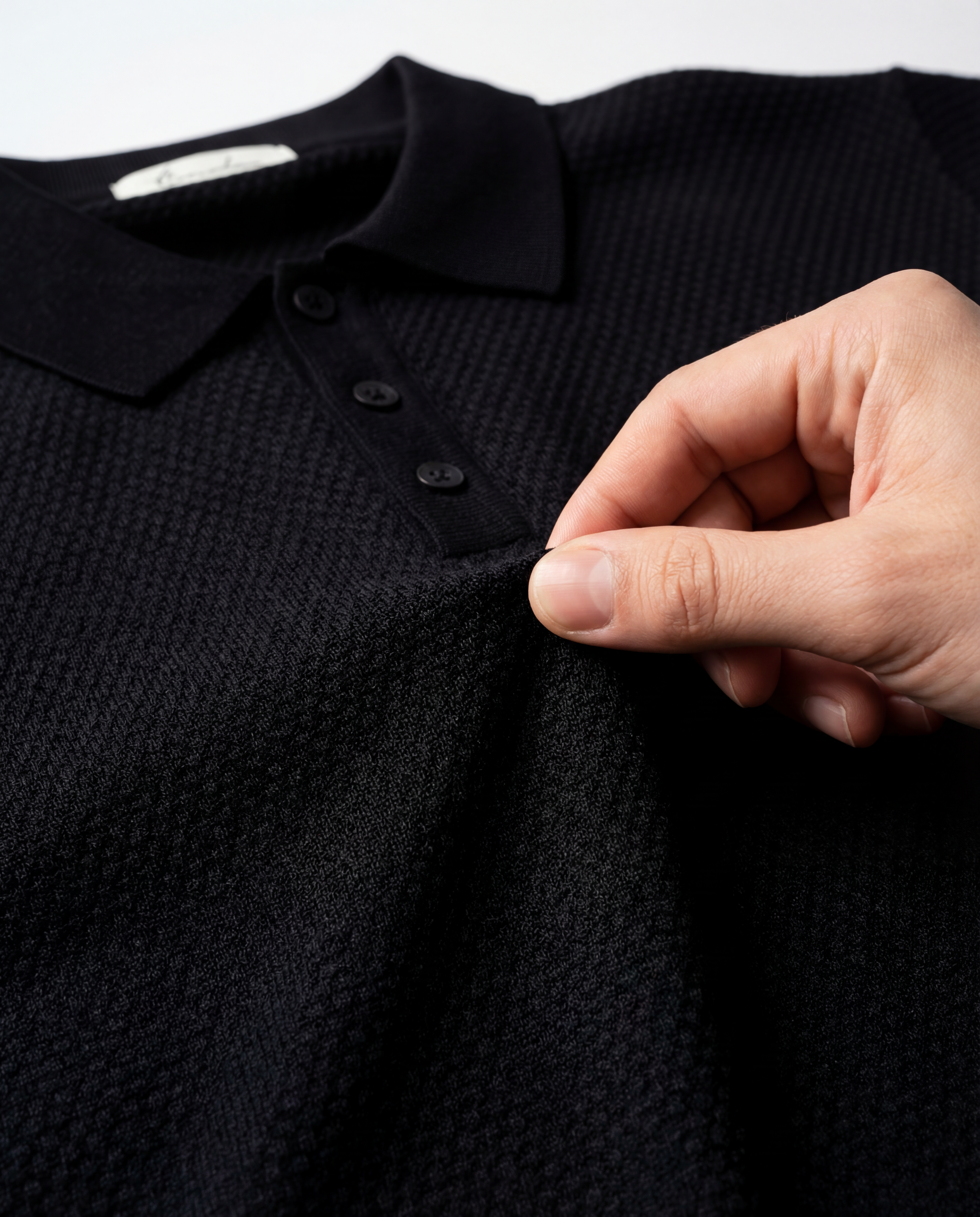 BLACK TEXTURE POLO