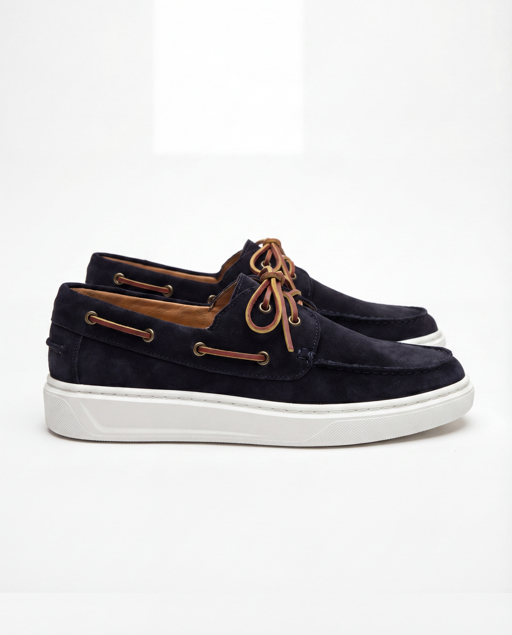 NAVY DOCK SNEAKERS