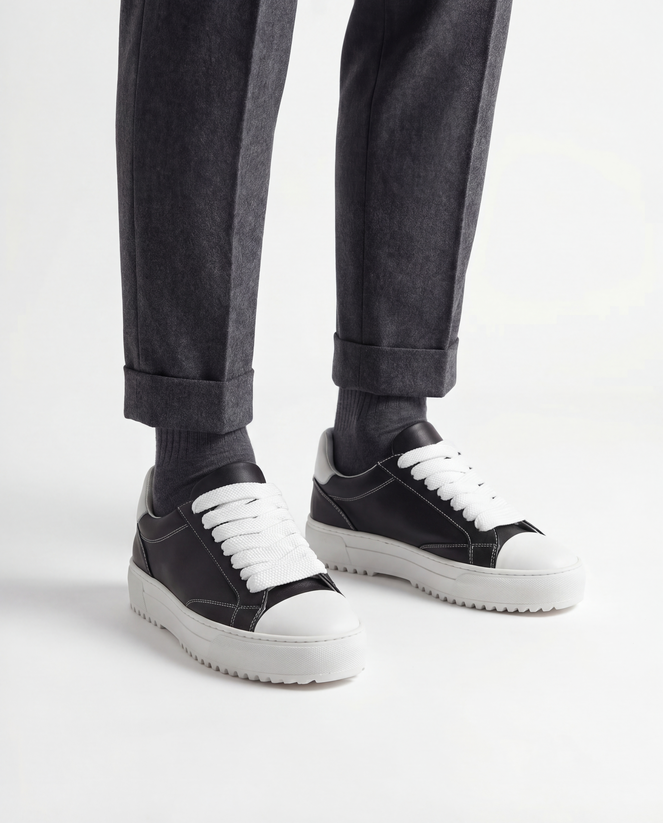 BLACK & WHITE CAP LUG SNEAKERS